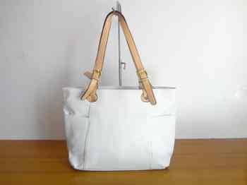gucci maroquinerie